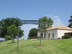 The Citadel Villa with private pool & jacuzzi - Image 2