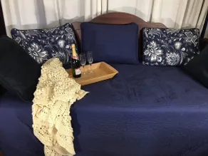 Country Retreat - 2BR apartment; day trip to beach - Image 3