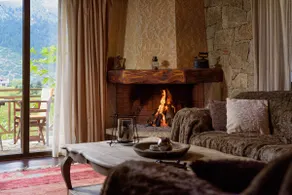 Parnassus Dreamwood Chalet - Image 4
