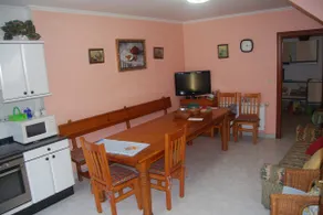 House in Cabanas, spacious, garden VUT-CO-005822 - Image 5