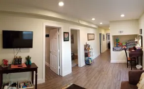 Updated apartment on Oakland/Berkeley border! - Image 2