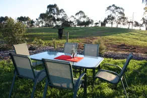 Warragul-Lardner Cottage - Image 4