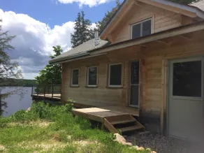 Private Waterfront Cottage - Image 4