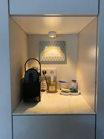 Modern guest suite with private entrance and bathroom - Image 3