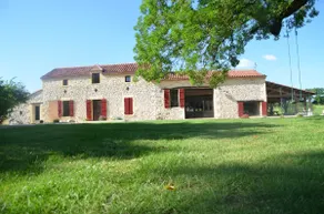 230 m² cottage, heated pool, brazier - Image 5