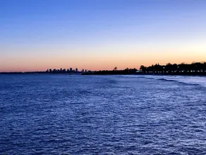 Magnificent Ocean View walk to beaches and town - Image 5