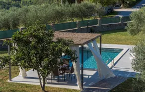 HH Terre Bianche with private Pool and Whirlpool - Image 5