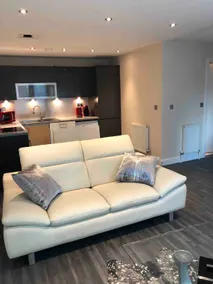 Bond Street Luxury Apartment Central Chelmsford - Image 5