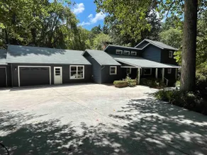 Private Apartment on Beautiful Grounds, Landrum SC - Image 2