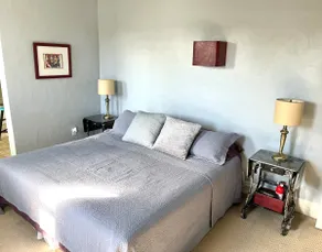 Best Location. Rare 7 Room Privacy. Clean & Safe. - Image 4