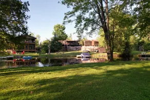 Waterfront Cottage Retreat 200ft Shoreline+ Kayaks - Image 5