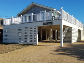 The Little Cottage (Walk to the beach!) - Image 5
