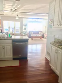 Neverland Cottage with lake views - Image 4