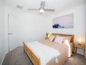 Beachy Seashell Holiday Stay - Image 5