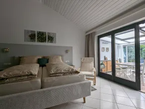 Garden View Apartment - Image 5