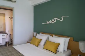 Praia do Canto Apart Hotel, the most visual balcony! - Image 5