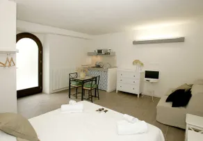 Residence San Martino - Rooms & Suite Apartments - Image 2