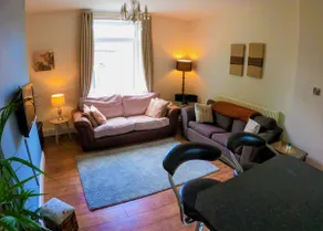 Bronte Cinema Cottage At Haworth - Image 2