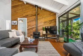 Samadhi Hinterland Hideaway- 3 mins to Bangalow - Image 4