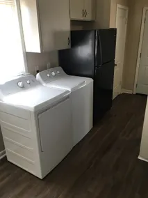 Very Comfortable - Image 4