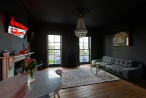2 Bed Townhouse w/ Sunset Balcony Heart of Margate - Image 4