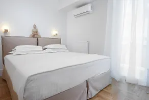 Lux Central Apt at Kolonaki - Image 5