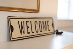 The Phelps Grove Guesthouse - Image 5