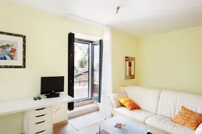 House in the old village with terrace and swimming pool - Image 4