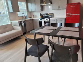 Luxury Modern Vacation Home 2 bd/ 2 bath Near SF - Image 4