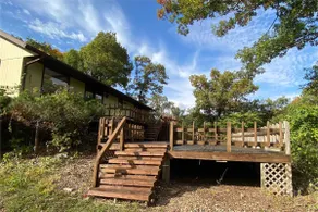 Crestview Hill Home. Lovely 5.5 acre wooded area. - Image 5