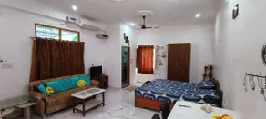 Spacious studio in udaipur - Image 2