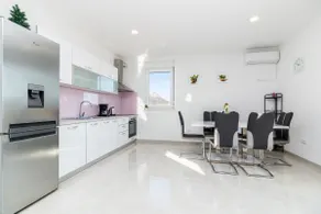 Cozy apartment Bella - Image 5