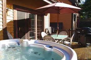 LARGE chalet in Stoneham – 12 people, 20 minutes from Quebec City - Image 3