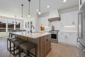 New home in Brush Prairie - Image 4