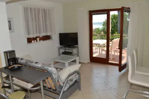 N0 STRESS in Sunrise apartment with garden - Image 4