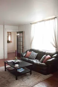 Downtown Marine City Private Apartment - Image 3