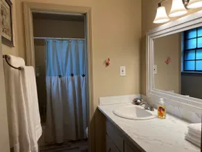 The Flamingo - Beautiful Studio Apartment - Image 3