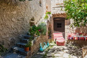 Meronas Eco House - Image 3