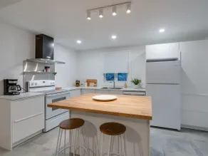 MARiUS | 2BR – 4min to Metro & Fleury Promenade - Image 5