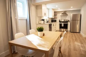 Modern 2BR Apt • Forest Heights • Near DT & Uni - Image 3