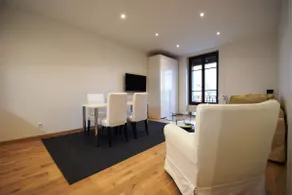 Pleasant pied-à-terre in Carouge - Image 5