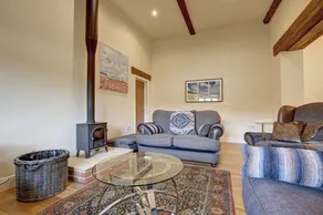 Luxury Norfolk Barn – Close to Coast & Villages - Image 3