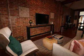 Historic Condo in the Heart of Downtown EC! - Image 4