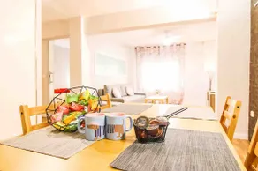 Luxurious apartment in the center, free private parking - Image 3