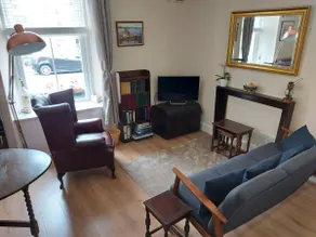 Lovely seaside flat in heart of historical Broughty Ferry - Image 2