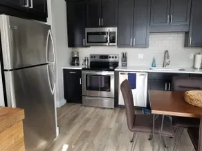 Downtown TC Condo | Walk to Shops, Dining & Beache - Image 4