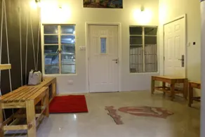 Cosy Whistler Lodge Brunei - Image 5