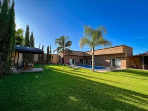 Beautiful villa with pool. - Image 3