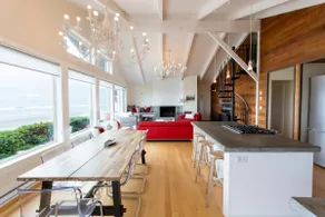 Posh Oceanfront Beach House, 180 ° udsigt, skridt til sand, ⭐⭐⭐⭐⭐ - Image 5