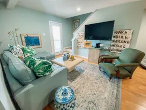 Mint Austin condo near Domain - Image 3